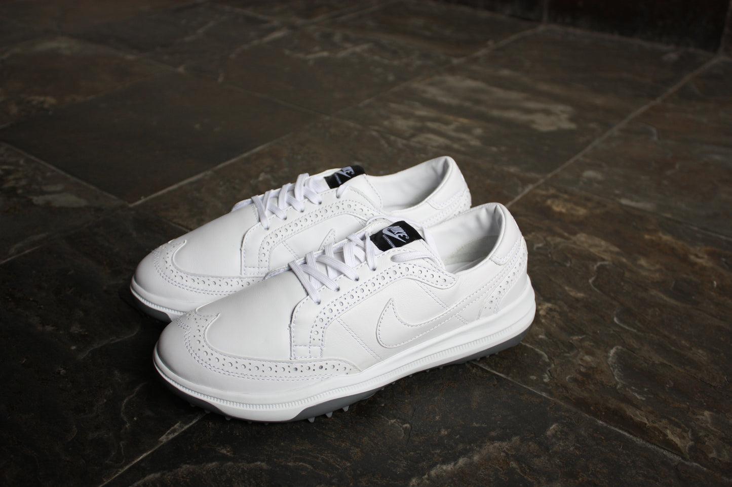 SPIKED NIKE GD