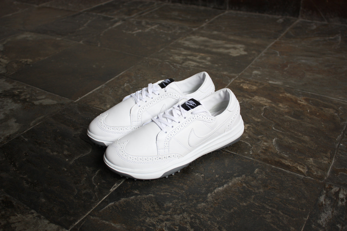 SPIKED NIKE GD